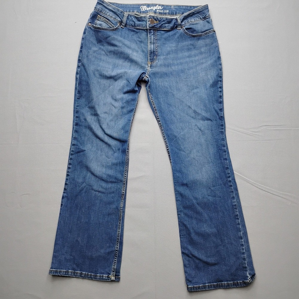 Wrangler Bootcut Jeans Womens 15/16 x 32 Medium Wash Stretch Denim 1